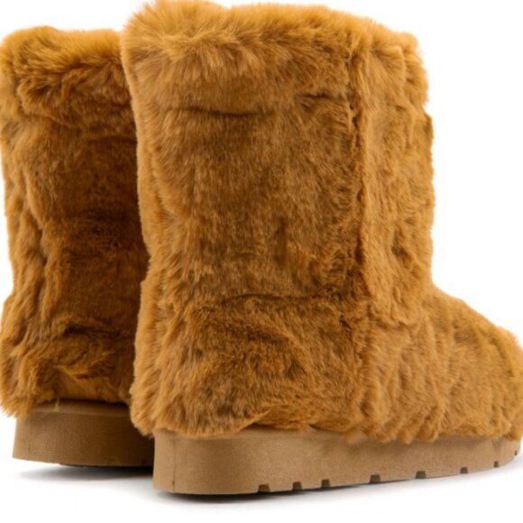 COPY - COPY - FROZEN-26 FUR BOOTS - Picture 3 of 8